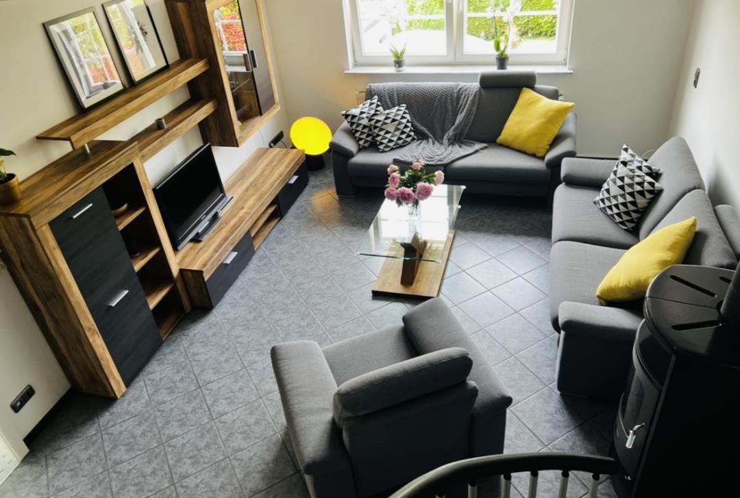 Langsur Modernes Ferienhaus Sauerblick מראה חיצוני תמונה